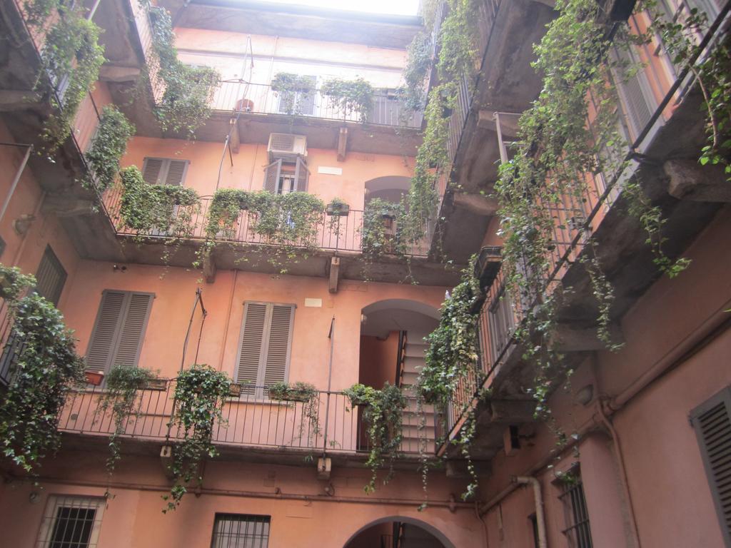 Charming And Elegant Apartment Historic Center Of Milan Exterior photo